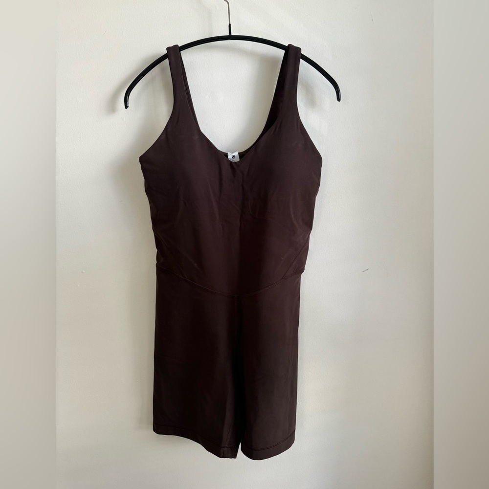 Lululemon bodysuit/ size 8